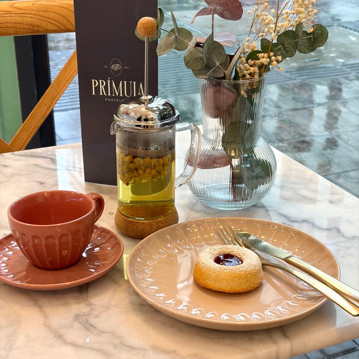 Image hover effect image